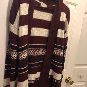 Maroon sweater